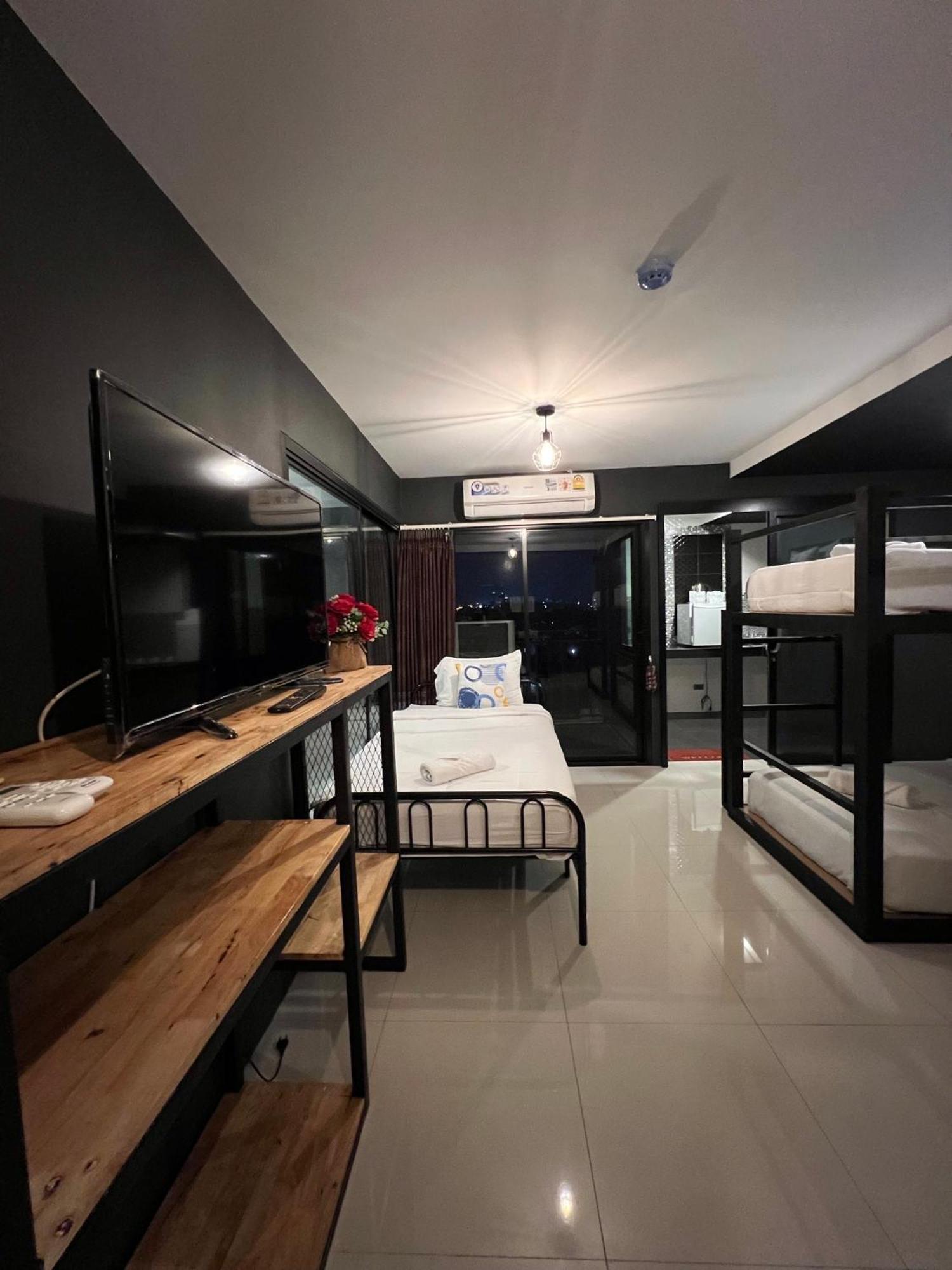 Dm Inn Khon Kaen Exteriör bild